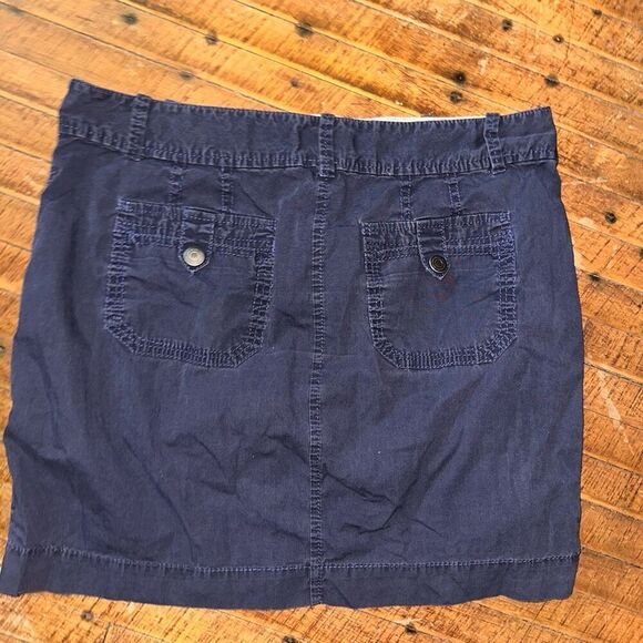 Ann Taylor Loft relaxed Y2K cargo size 8 mini skirt - Picture 3 of 3